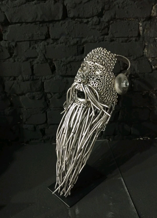 Скульптура з металу "меломан бородач"для барбешопа1 фото