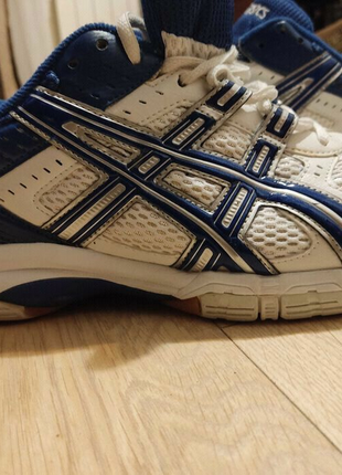 Мужские кроссовки фирмы asics оригинал