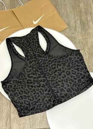 Майка топ nike one df slim tnk leopard dm7379-070 спортивна леопард вкорочена8 фото