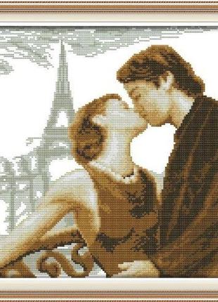 Набор для вышивания по нанесённой на канву схеме "parisian love".aida 14ct printed , 33*34 см