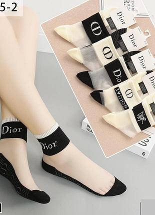 Короткие прозрачные носки