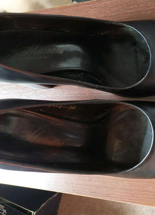 Шкіряні чорні туфлі (сумка в подарунок)2 фото