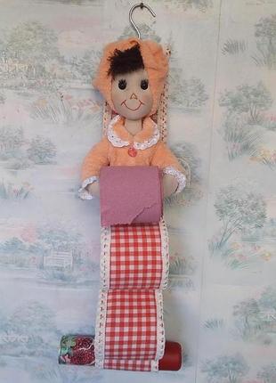 Мадам фу-фу - тримач для туалетного паперу