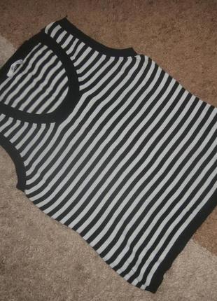 Тонкая трикотажная маечка