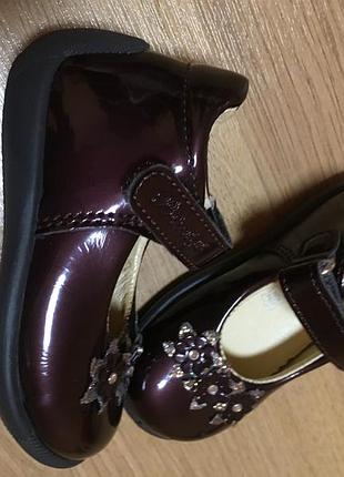 Туфли primigi 19 р. 6