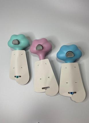 Щітка самоочисна для розчісування шерсті тварин4 фото