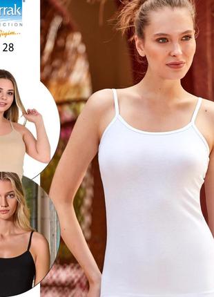 Жіноча біла майка на тонких бретелях berrak 2128