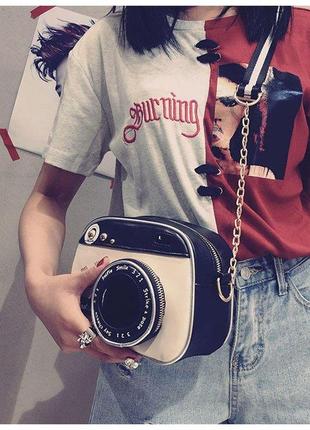 Стильная бежевая сумка фотоаппарат через плечо, сумочка на цепочке, женская сумка камера6 фото