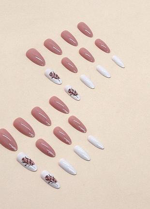 Накладные ногти 24 шт. миндаль + 24 клеевых стика для типс - французский маникюр
