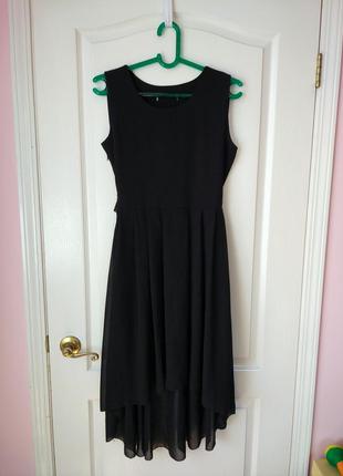 Вечернее праздничное платье с бантом и шлейфом