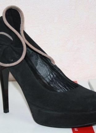 Розпродаж натуральний замш нові туфлі, оригінального дизайну 371 фото