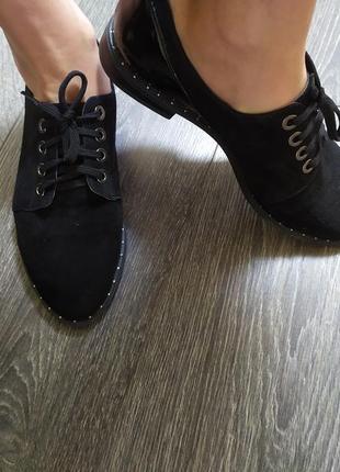 Жіночі туфлі