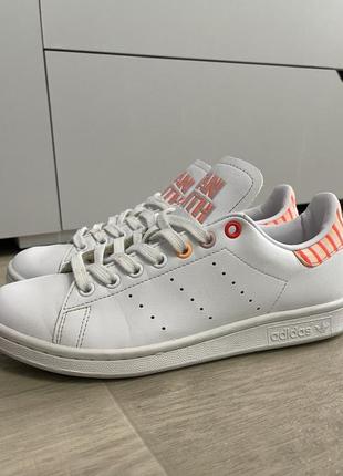 Кроссовки adidas stan smith