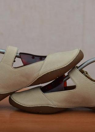 Кожаные бежевые балетки, босоножки, туфли на липучке clarks, 38 размер. оригинал5 фото