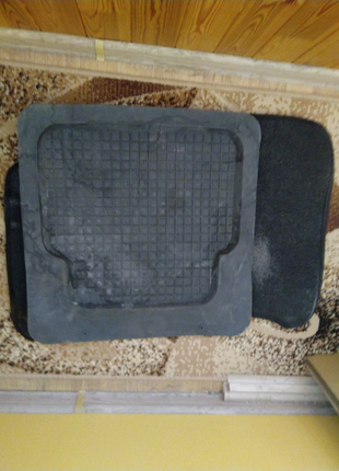 Гумові килимки, kia serato