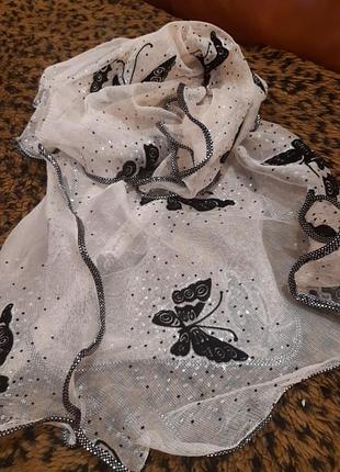 Вишуканий легкий шарф