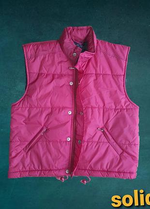 Жіноча безрукавка вишневого кольору