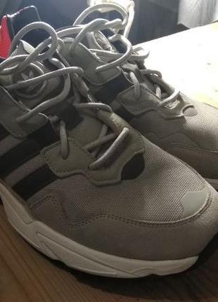 Кросівки catch adidas yung-96 trail (оригінал)