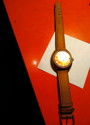 Продам радянські наручні механічні годинники політ2 фото