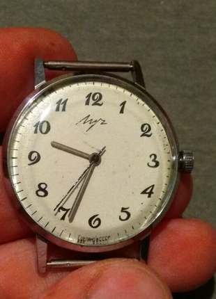 Продам радянські наручні механічні годинники промінь5 фото