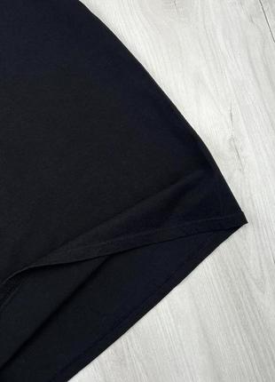 Черная базовая однотонная футболка свободного фасона плотный материал7 фото