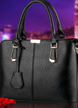 Модна жіноча сумка з брелоком, стильна велика жіноча сумочка екошкіра