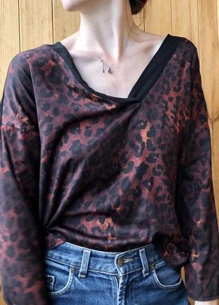 Mango топ леопардовый принт блуза бордовая коричневая с узором анималистичным
