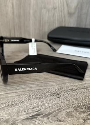 Сонцезахисні окуляри із колекції balenciaga4 фото