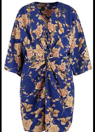 Платье в цветочный принт 2