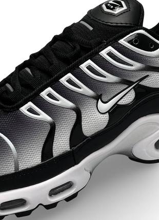 Nike air max plus black white gradient4 фото