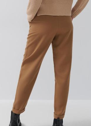 Высокие коричневые брюки с подчсом3 фото