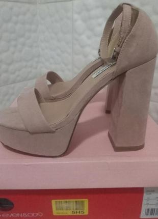 Босоножки even&odd