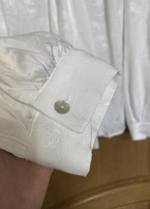 Новая шикарная белая блуза с набивным рисунком 52-56 р6 фото