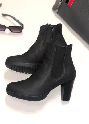 Ботинки сапожки женские кожаные брендовые