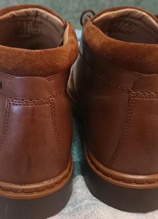 Чоботи clarks unstructured un geo mid gore-tex®4 фото