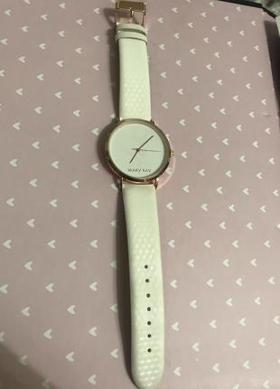 Женские часы хамелеон