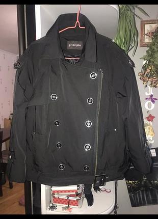 Куртка з ґудзиками