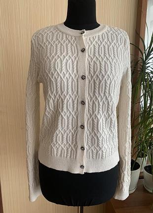 Джемпер кардиган белый связанный с пуговицами стразы reserved m