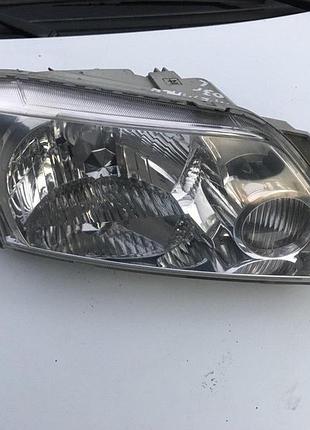 Фара основная mazda premacy 2001-2004 г.в.левая.правая.