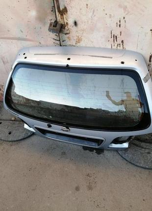 Крышка багажника с стеклом для nissan almera n-15. 1995 г.в.