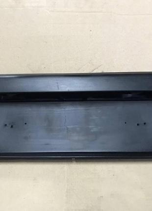 Накладка крышки багажника для nissan sunny n-14. седан.