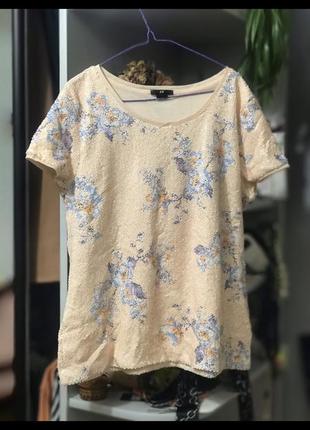 Футболка с паетками