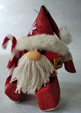 Новорічна іграшка "скандинавський гном" із фомірану.1 фото