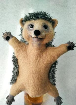 Їжачок (рукавична лялька бібабо) з вовни сухе та мокре валяння.