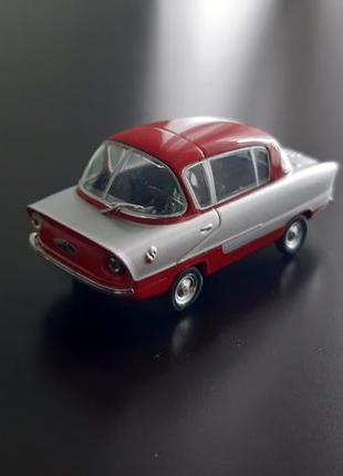 Масштабна модель нами-050 "білка". автолегенди. масштаб 1:43