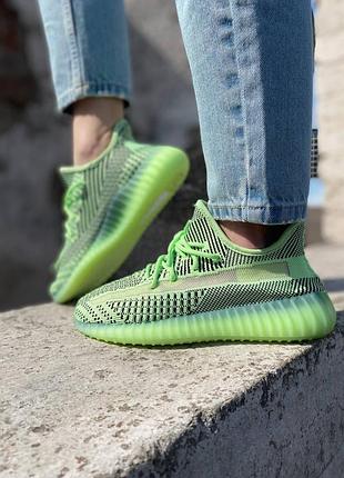 Женские кроссовки адидас салатовые яркие женские adidas yeezy boost 350