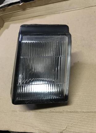 Габарит передний левый для nissan sunny b-12. купэ.