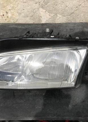 Фара передняя левая для mazda 626 2001 г.в. gf