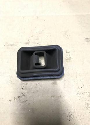 Пыльник вилки сцепления для mitsubishi.