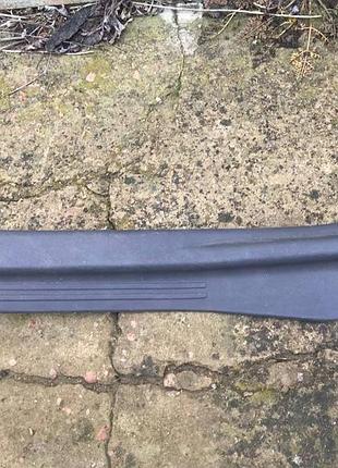 Накладка порога внутрішня задня ліва для mitsubishi space star.